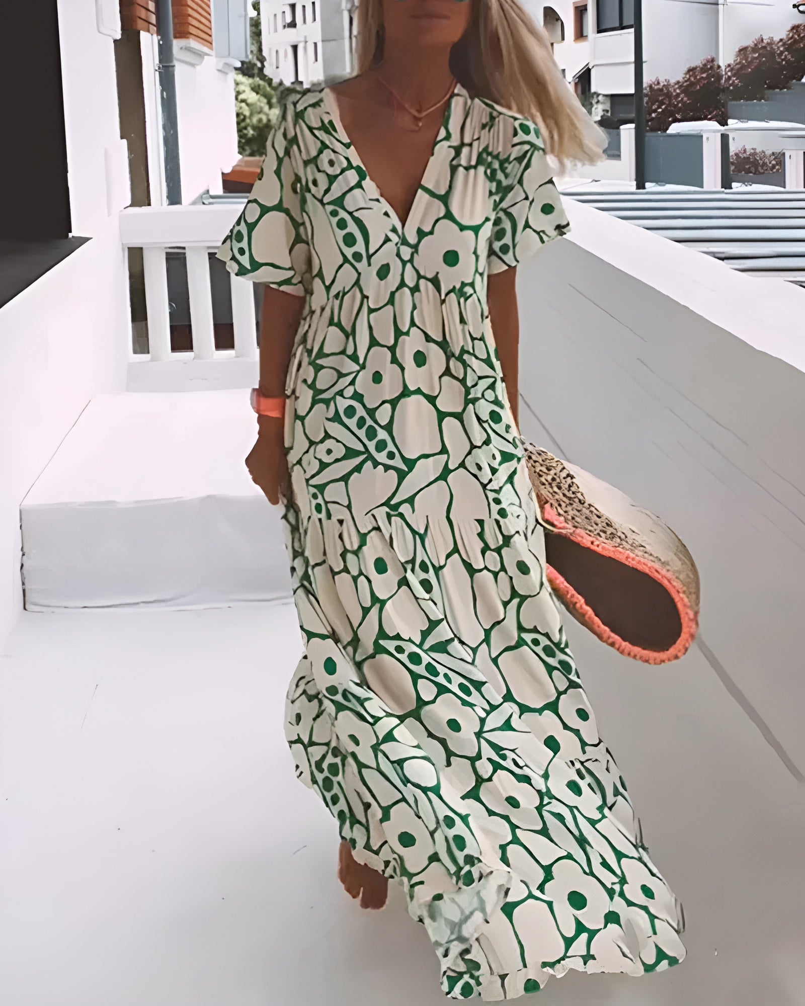 Juni™️ | Ibiza-stil klänning med bohemiskt blomtryck