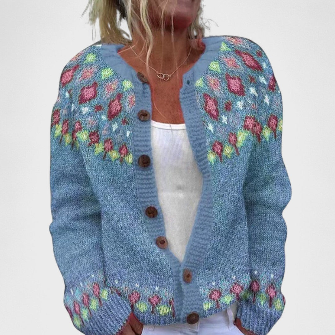 Lianne – Chunky Stickad Kofta med Chic Mönster